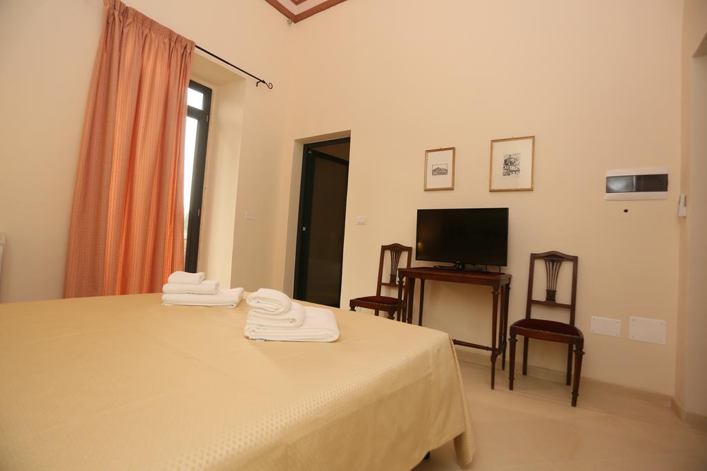 Villa Lucrezio Resort Cutrofiano Esterno foto